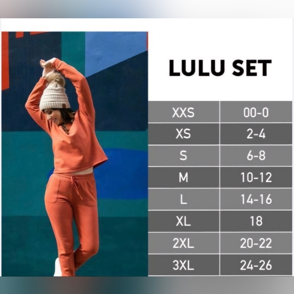 Sweatshirt and pant set - Picture 3 of 7